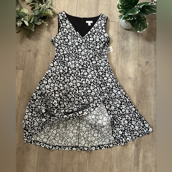 New Charter Club Women’s Fit & Flare Cotton Floral Dress with Pockets size 10 - Picture 2 of 16